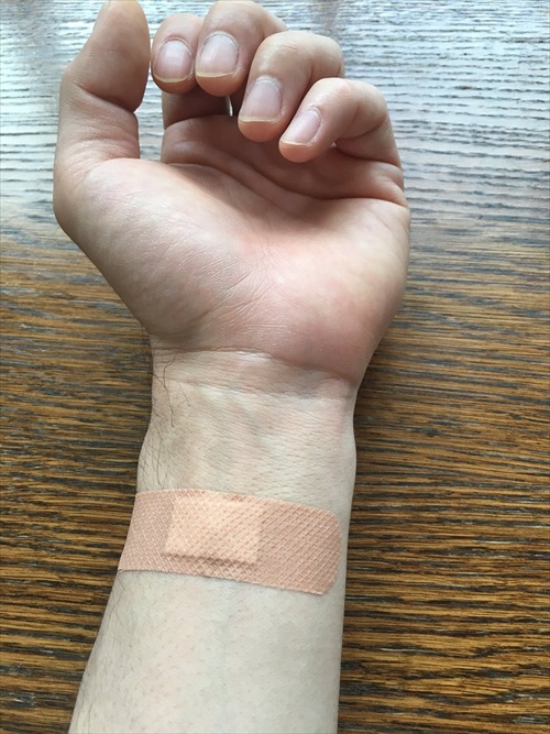 必要なものは お米とバンドエイド だけ 超簡単な 乗り物酔い解消法 が話題に Buzzmag