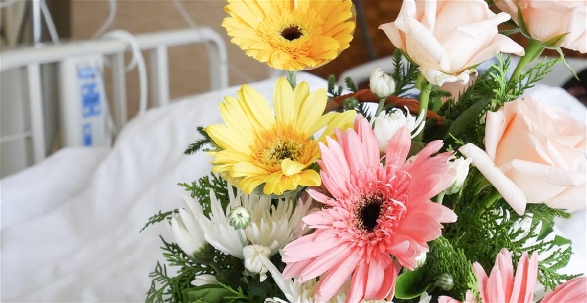 入院中の母にあげた 花束 を欲しがる看護師 結果 まさかの結末に Buzzmag