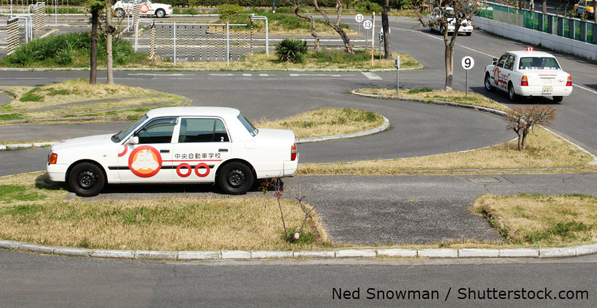生徒の車をあおらないで 教習所の 切実なお願い に 深くうなずく Buzzmag