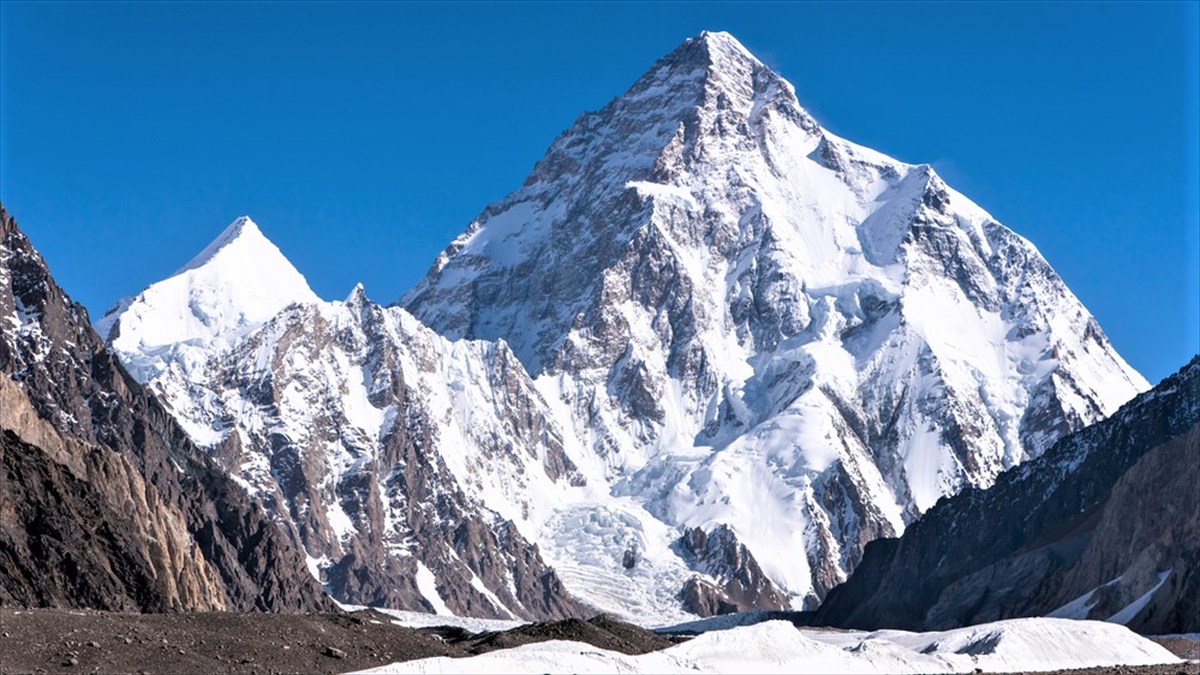 【斬新】 世界で2番目に高い山・K2のクチコミに…まさかすぎる一言が！？ BUZZmag